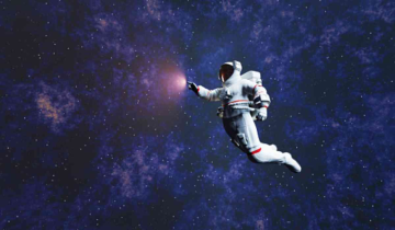 NASA looking at 3.5 Billion USD spacesuits
