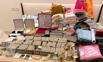 రాష్ట్రవ్యాప్తంగా ప్రభుత్వ అధికారుల నివాసాలపై కర్ణాటక లోకాయుక్త దాడులు