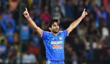 Ravi Bishnoi Takes the Cricket World by Storm, Becomes No1T20I Bowler