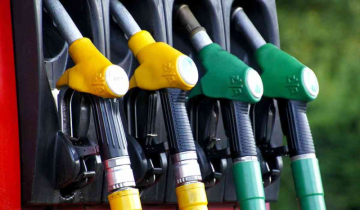 Owing to farmer protests, Punjab is experiencing a serious diesel and cylinder gas crisis