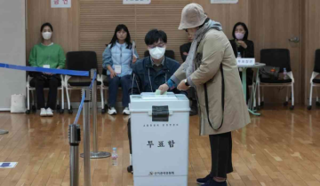 South Korea's Regime change - What does the overwhelming win of the opposition reflect?
