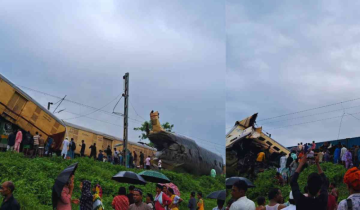 Kanchanjungha Express Accident: at least 9 dead, 60 injured