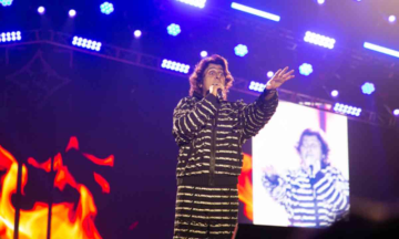Sonu Nigam Attacked with Stones at DTU Concert | Shocking Incident!