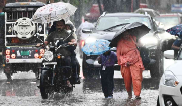 Delhi Rain Chaos: 2 Fatalities, 11 Injured, Flight Delays, Uprooted Trees, and Flooded Roads