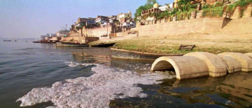 Black Sludge Poisons Ganga in Rishikesh – A Spiritual & Environmental Betrayal