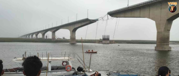 Vikramshila Setu Collapses In Bihar Section Falls Into Ganga River