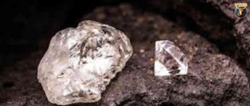 LAKHPATI: Woman Finds ₹20 Lakh Diamond in Panna Mine!