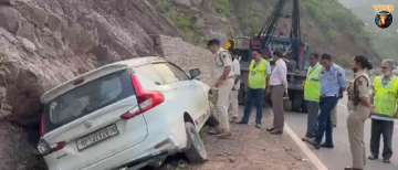 Tragic Accident on Jammu-Srinagar Highway: 5 Amarnath Devotees Injured