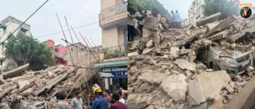 Under-Construction Building Collapses in Delhi's Rohini Sector 16 Amid Heavy Rain; 1 Dead