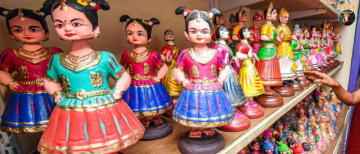 The Dancing Dolls of Thanjavur! Why These Indian Toys Never Fall Down