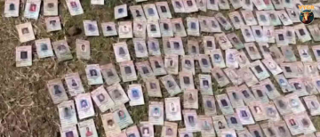 Hundreds of Voter IDs Found in Narmada River in Khargone; Congress Protests Alleged 'Vote Theft'