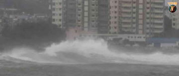 Cyclone Arnab: Andhra Pradesh on High Alert After Landfall, Odisha Evacuates Over 30,000 and Shuts Schools in 16 Districts